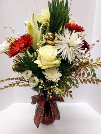 Christmas Magic Arrangement