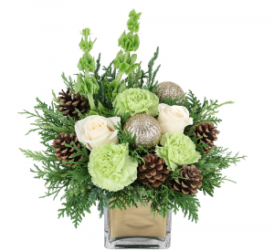 Wintergreen Christmas Christmas Arrangement