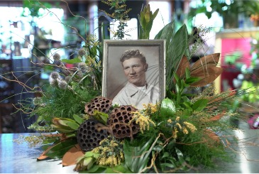 Wisconsin Woods  Memorial Setting  in South Milwaukee, WI | PARKWAY FLORAL INC.