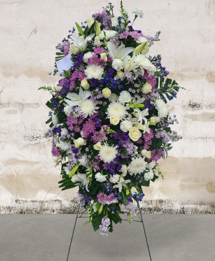 Wonderous White and Lavender Spray  FHF-S64822