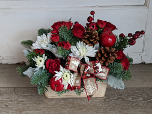 Woodland Christmas Fresh Arrangement