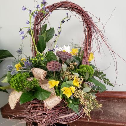 Woodland Grapevine Basket 