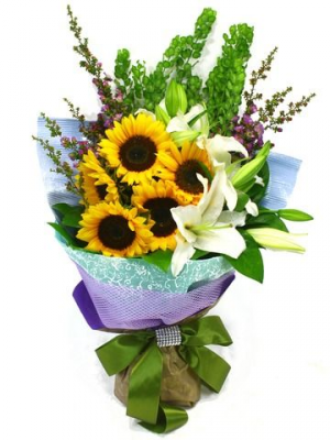 wrapped flowers grad
