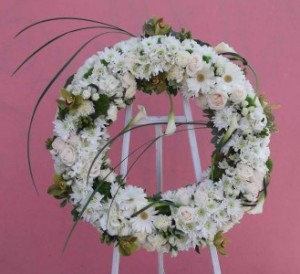 Wreath 14 Wreaths, and Crosses