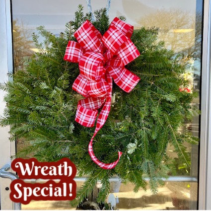 *Festive Finds Special* Wreath & Bow