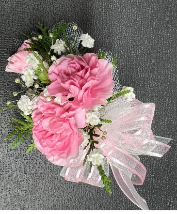 HCF prom Wrist corsage Prom corsages in Angola, IN | HALSEY'S COUNTRY FLOWERS