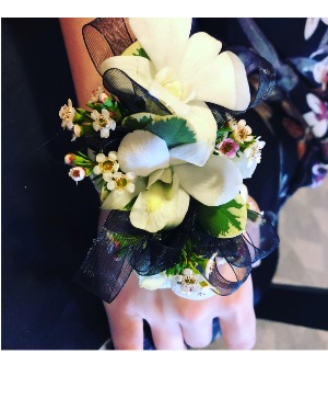 Wrist Corsage  Wrist Corsage 