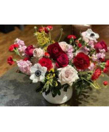 XOXO Hearts and Kisses Vase Arrangement