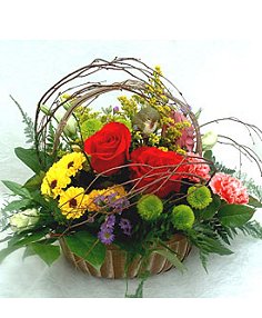 BASKET OF COLOUR FRESH FLOWER BASKET
