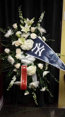 yankees tribute  standing spray 