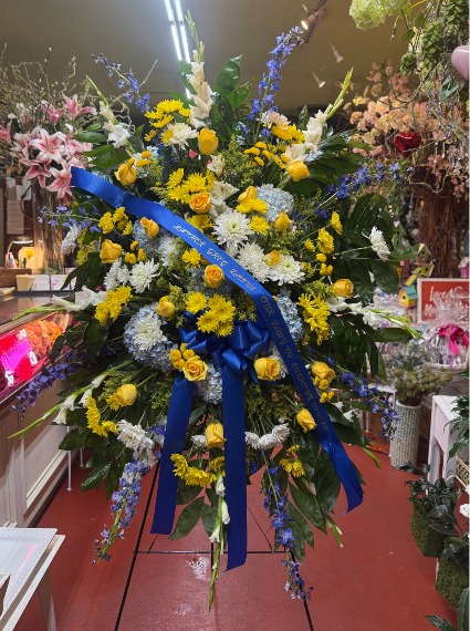 Yellow Blue & White Standing Spray 