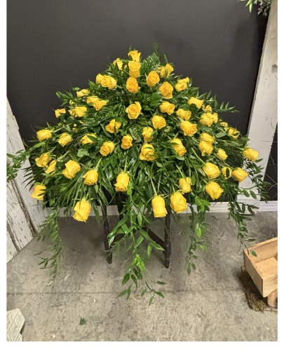 Yellow Rose Sympathy Pall 