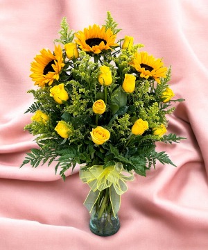 Arrangement of 12 Roses with a Sunflower 