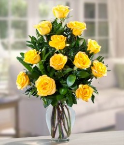 DOZEN YELLOW ROSES Vase Arrangement