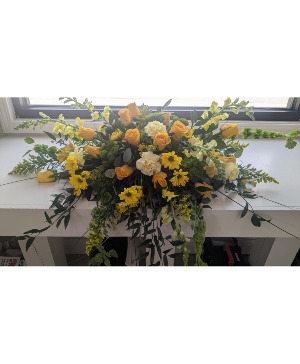 Yellow Urn Piece Casket Spray