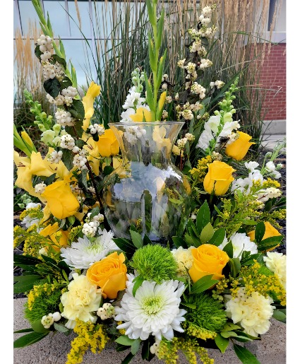 Golden Urn Tribute 