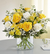 Yellow & White Delight Bouquet 