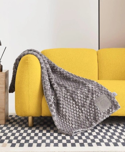 You are not alone blanket 