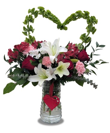 You Have My Heart Fresh Flowers in Augusta, KY | AMY'S BLUE DAISY