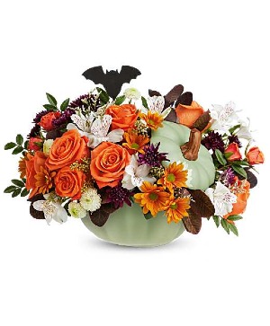 You're Driving Me Batty HALLOWEEN FLOWER ARRANGEMENT