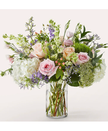 Chelsea Garden  Fresh Arrangement in Beaufort, SC | LAURA'S FLORIST