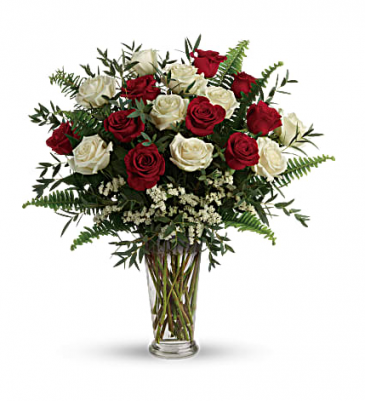 Yours Truly Long Stemmed Roses in Edgewood, TX | Angelic Garden Florist