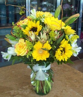 Mom And Pop Flower Shop - Ventura, CA We Deliver